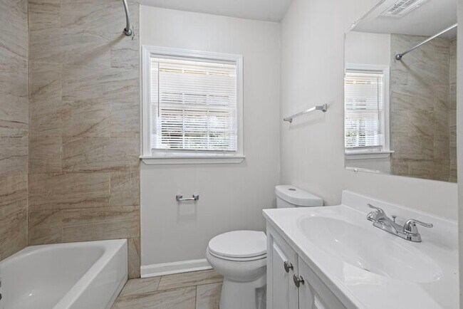 Building Photo - NEWLY RENOVATED GEM, SECTION 8 WELCOMED !!!!!