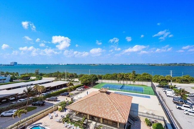 Building Photo - 5460 N Ocean Dr