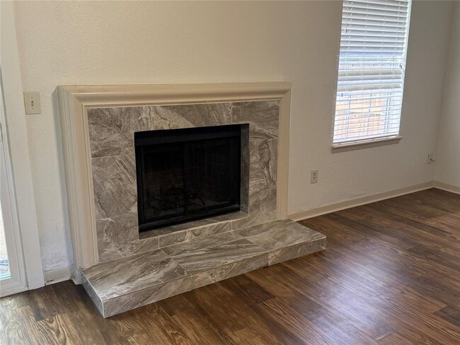 Building Photo - 4411 Treasure Trail