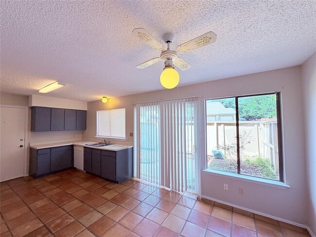Building Photo - 9611 Blue Creek Ln
