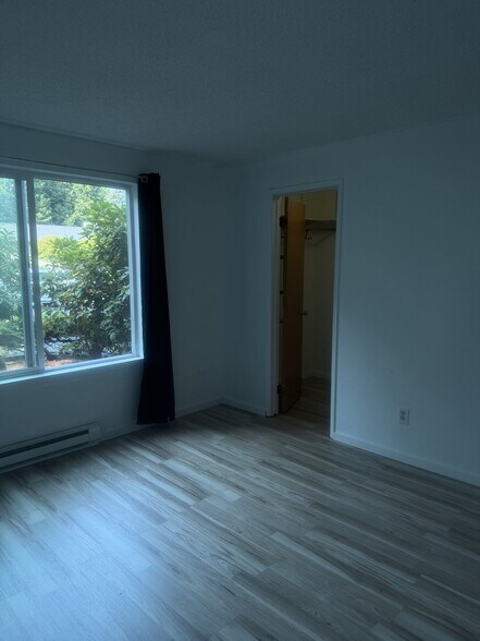 Building Photo - 17537 151st Ave SE