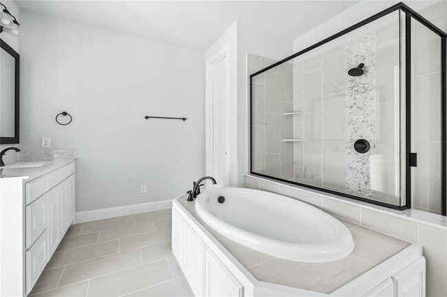 Building Photo - 4849 Brantley Dr