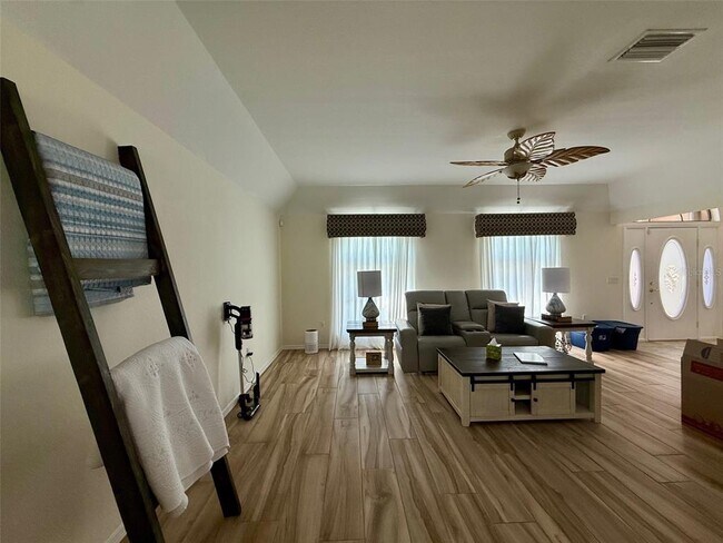 Building Photo - 17315 Sabrina Cir