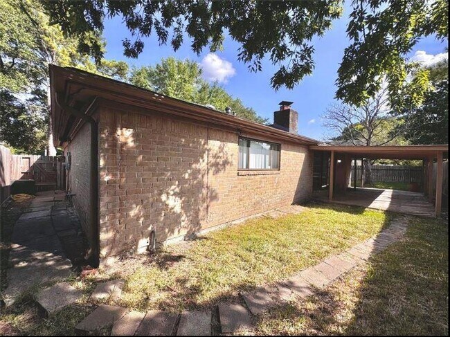 Building Photo - 9110 Gustine Ln