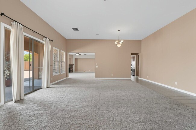 Building Photo - Welcome to this inviting Phoenix Rental - Available!