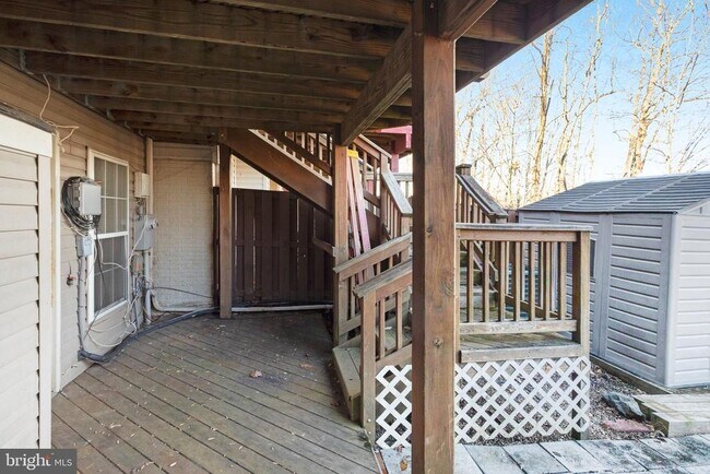 Building Photo - 2594 Sylvan Moor Ln