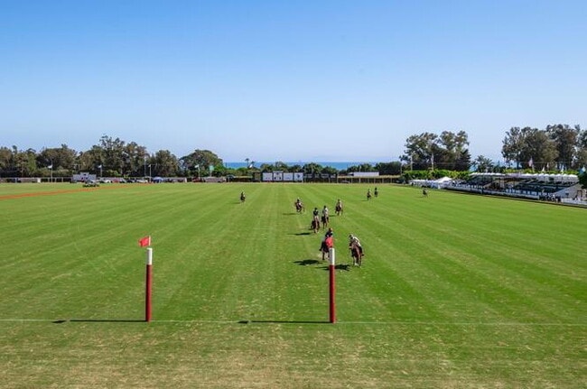 Building Photo - "Charming Waterfront Retreat: Fully Furnished 1-Bedroom with Pool in Carpinteria!"