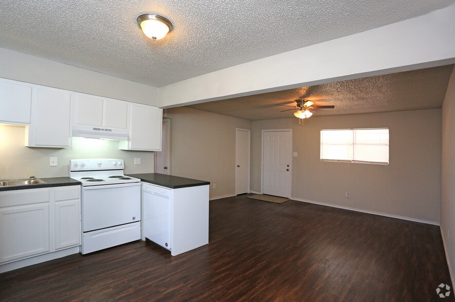 Westridge Apartments Lubbock, TX Apartment Finder