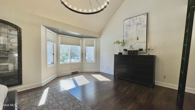 Building Photo - 9 Oakbrook Blvd