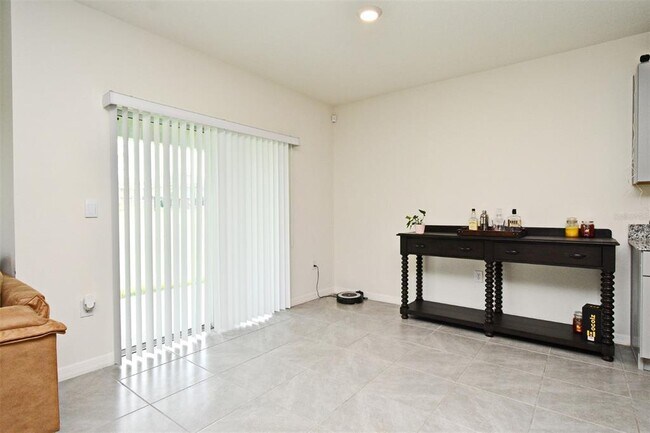 Building Photo - 440 Baroness Way