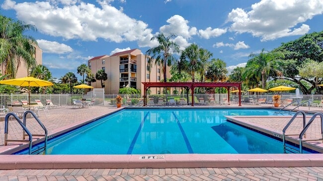 Building Photo - 2255 Lindell Blvd