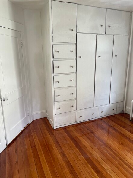 Building Photo - 21 Parsons St