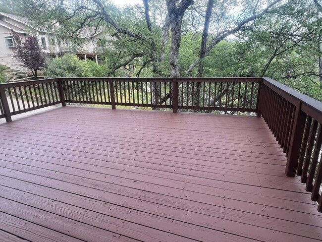 Building Photo - Cozy three bedroom two bath in Lake Wildwood