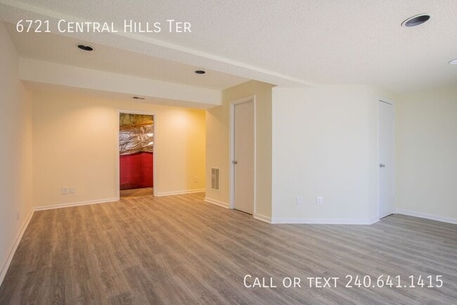 Building Photo - 6721 Central Hills Terrace