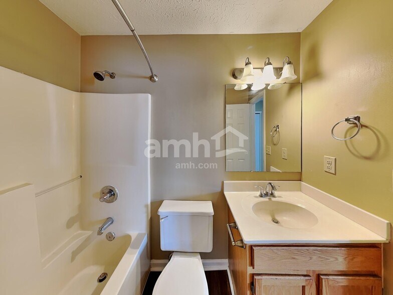 Building Photo - 6055 Polonius Ct
