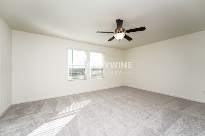 Building Photo - 74 Otway Lp