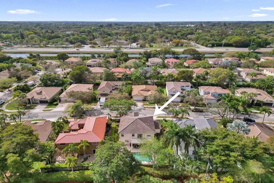 Building Photo - 16405 Diamond Head Dr