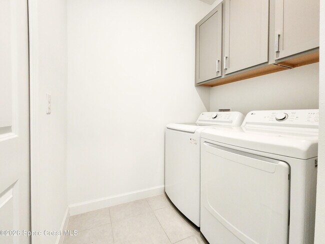 Building Photo - 2322 Antarus Dr NW