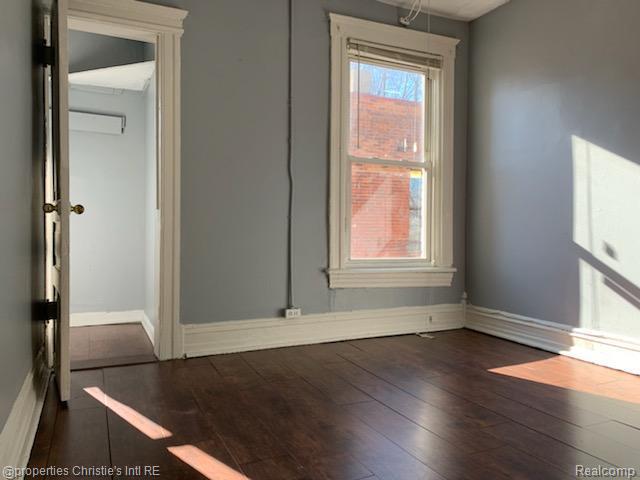 Building Photo - 4207 4th St