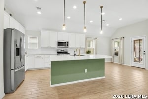 Building Photo - 445 Rosemellow St