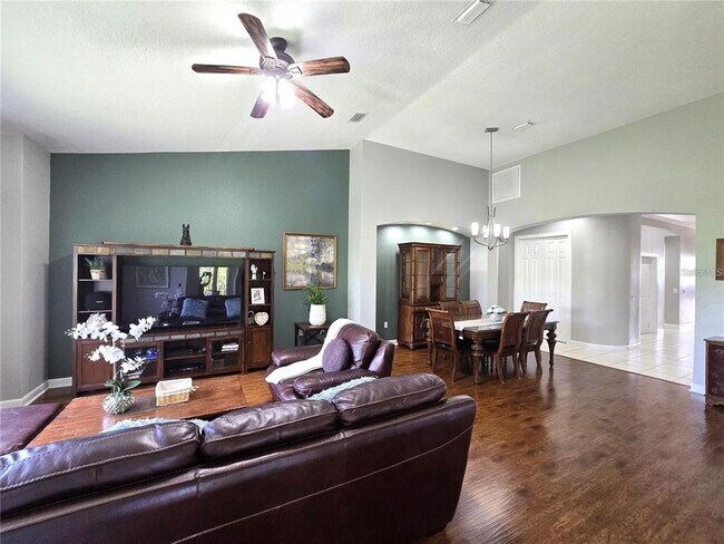 Building Photo - 5429 46th Ct W