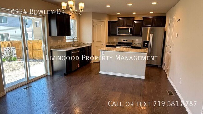 Building Photo - 10934 Rowley Dr