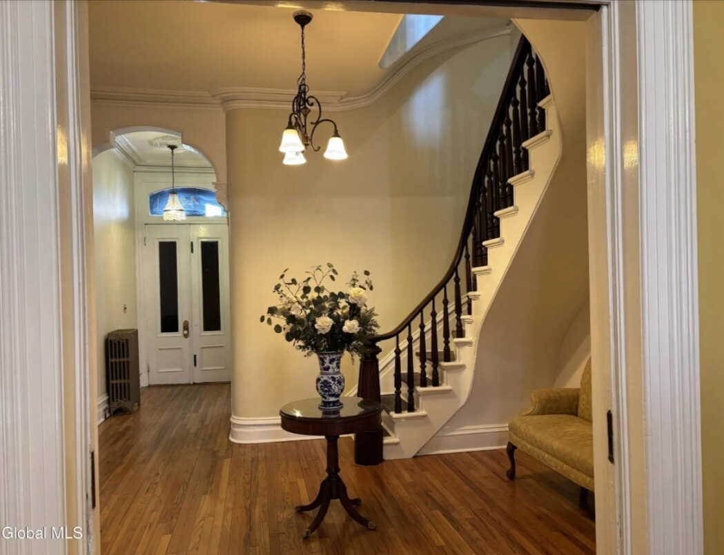 Building Photo - 44 Clinton Ave