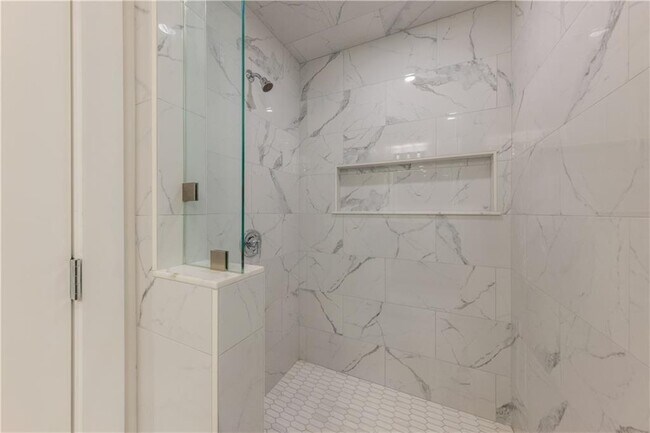 Building Photo - 5104 Woodmoor Dr