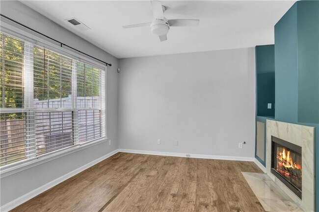 Building Photo - 1634 Jackson Way