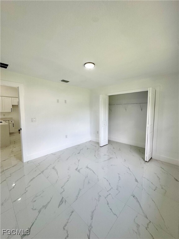 Building Photo - 668 Chemstrand St E