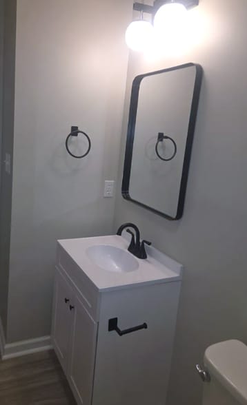 Building Photo - 2904 Bannf Ct