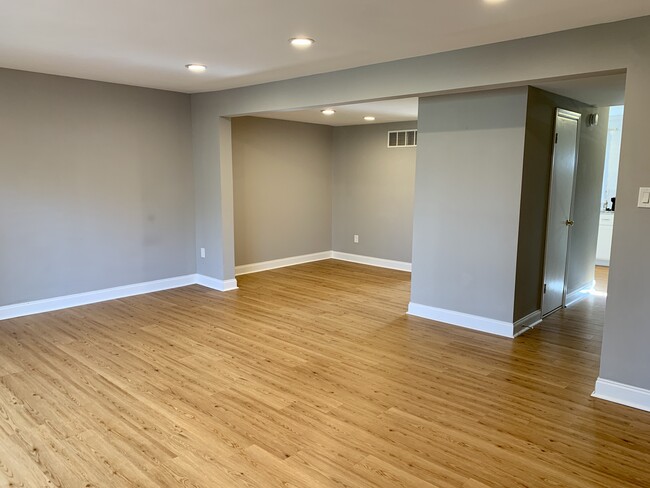 Ground Level Living Room - 7359 Hickory Log Cir