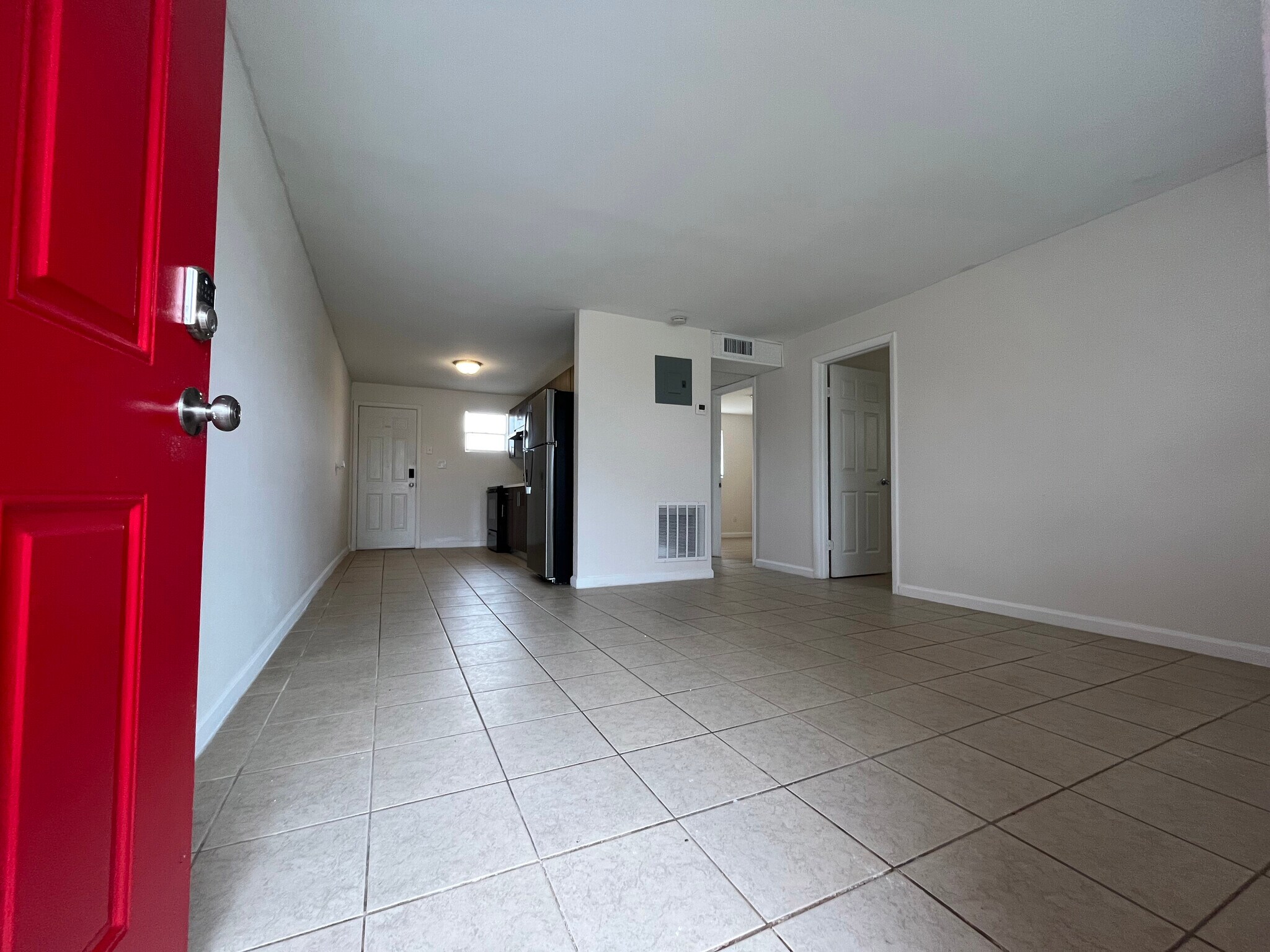 Building Photo - 1610 N 25th St