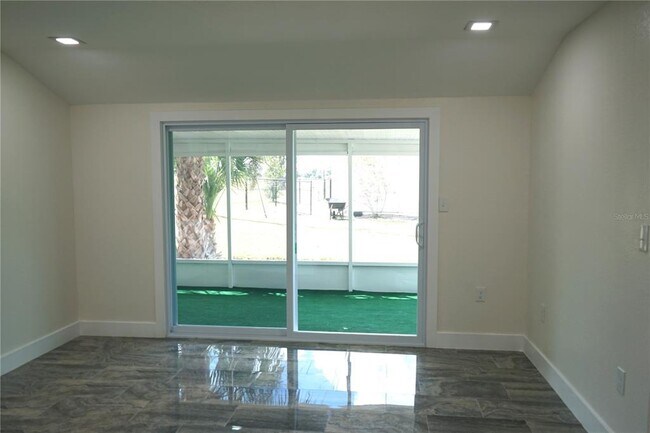 Building Photo - 1618 Cherry Hills Dr