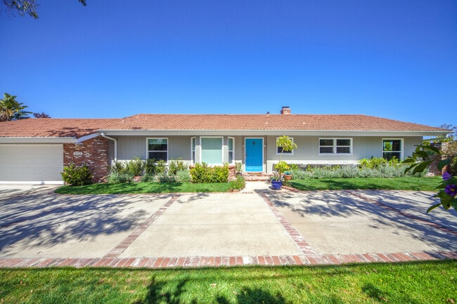 Primary Photo - 6722 Dume Dr