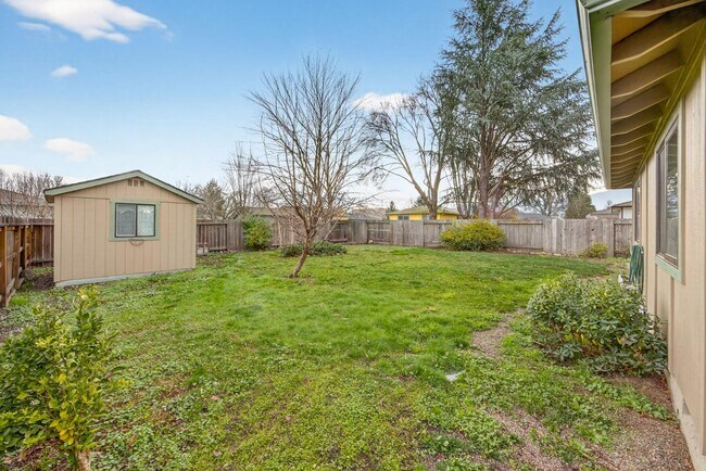 Building Photo - 1517 Westfield Way