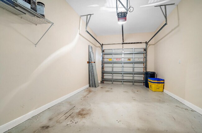 Building Photo - 113 Evergrene Pkwy