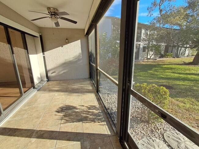 Building Photo - 10022 Oxfordshire Ln SW