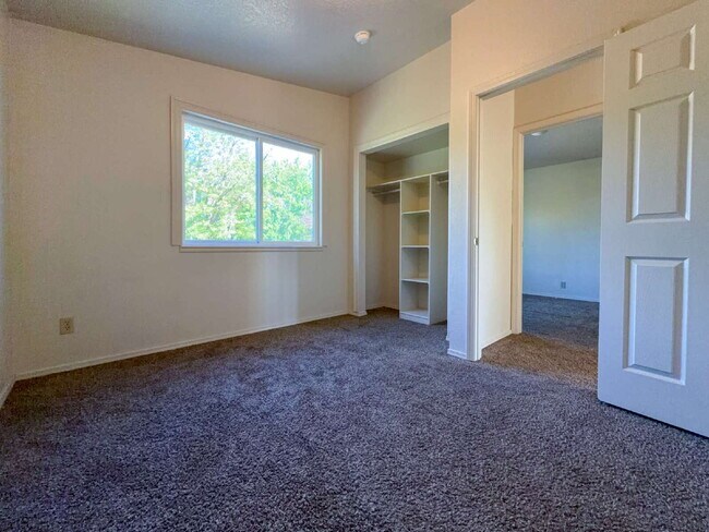 Building Photo - No HOA!