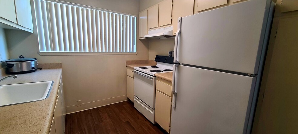 Kitchen Area - Sunrise Gardens 55+ Senior Apartments