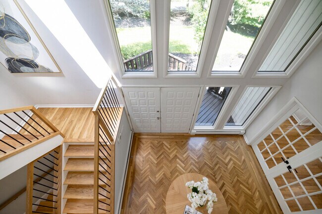 Building Photo - 2A Cherry Ln