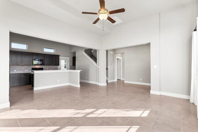 Building Photo - 710 Arrow Point Dr