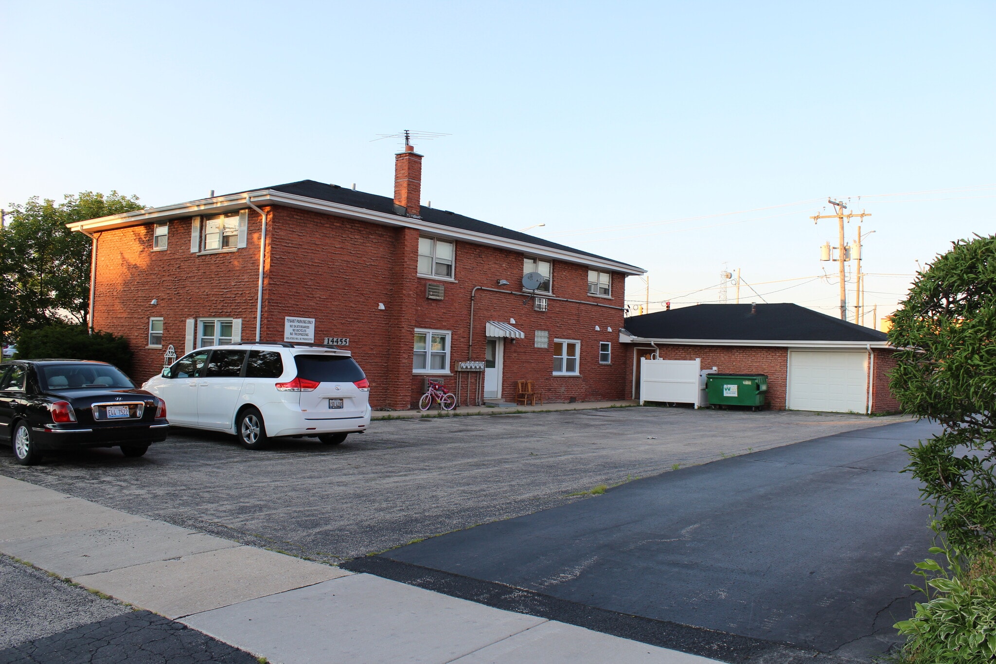 Building Photo - 14455 Jefferson Ave