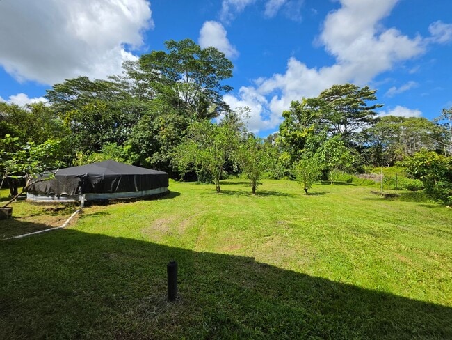 Building Photo - Available Now | Furnished 2BD/1BA Home in Hawaiian Paradise Park