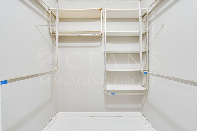 Building Photo - 1st Floor Oceanfront Condo in Ormond