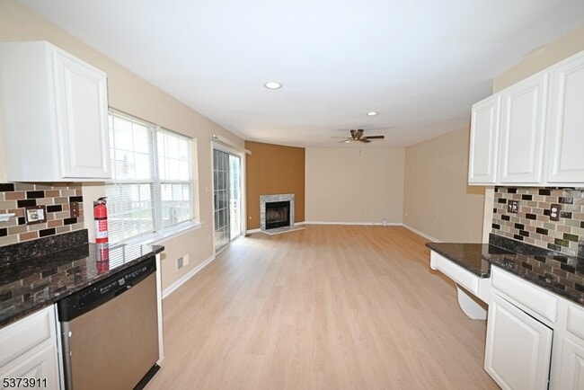 Building Photo - 34 Nostrand Rd
