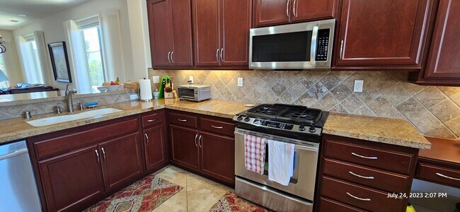 Building Photo - Beautiful Newer Rice Ranch Single Story Home in Orcutt