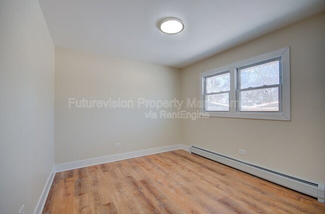 Building Photo - 18634 Bernadine St