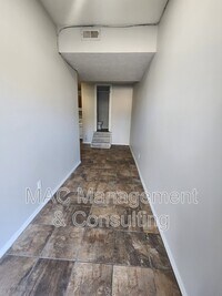 Building Photo - 1325 Virginia Ave