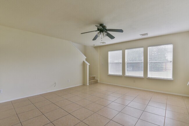 Primary Photo - 5719 Clerkenwell Dr